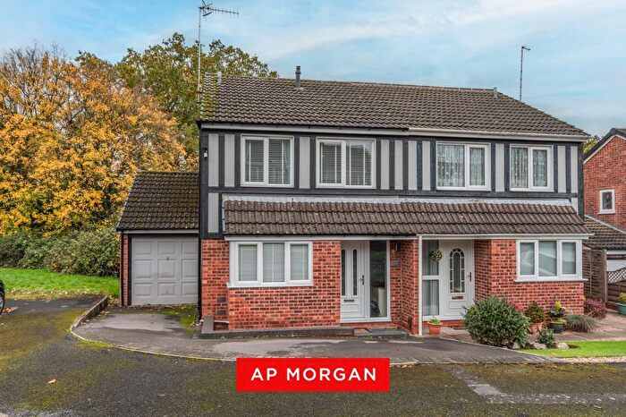 3 Bedroom Semi Detached House For Sale In Redstone Close, Church Hill North, Redditch, B98