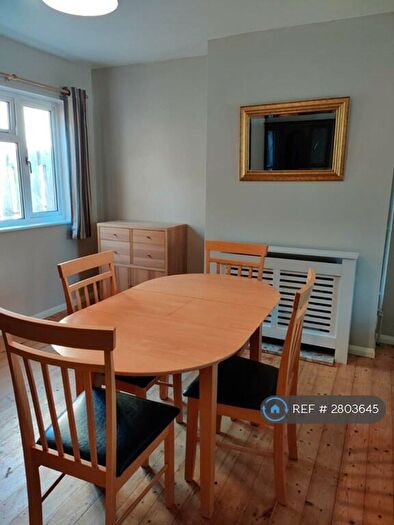2 Bedroom Terraced House To Rent In Brooks Road, Cambridge, CB1