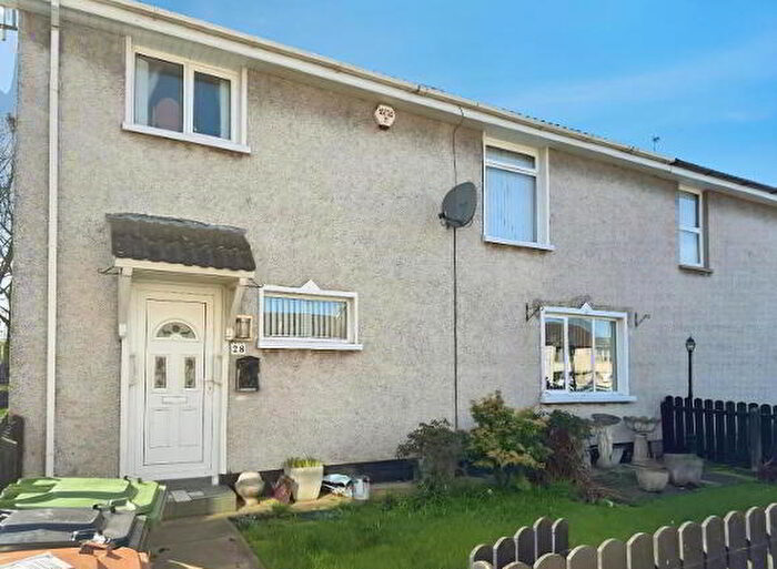 3 Bedroom End Of Terrace House For Sale In Drumellan Park, Craigavon, BT65