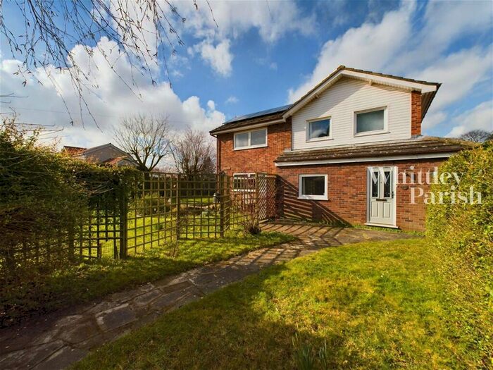 4 Bedroom Detached House For Sale In Heywood Road, Diss, IP22