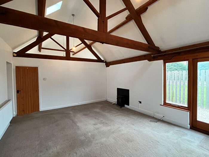 2 Bedroom Barn Conversion To Rent In Fosse Road, Car Colston, NG13