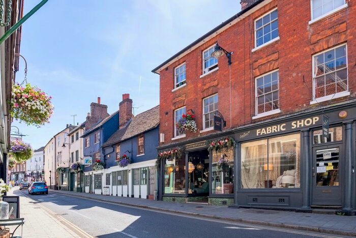 1 Bedroom Flat To Rent In West Street, Dorking, RH4