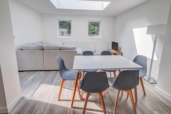 1 Bedroom Terraced House To Rent In Room, Bishop Westall Road, Exeter, EX2