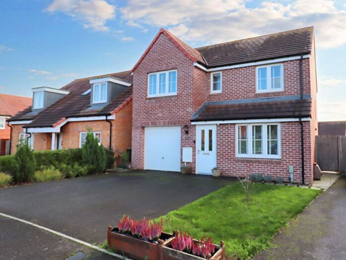 4 Bedroom Detached House For Sale In Goater Way, Fair Oak, SO50
