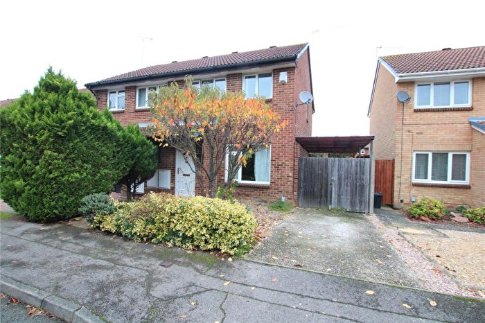 3 Bedroom Semi-Detached House To Rent In Wispington Close, Lower Earley, Reading, Berkshire, RG6