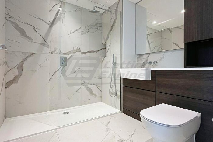 2 Bedroom Apartment To Rent In Oval Village, SE11