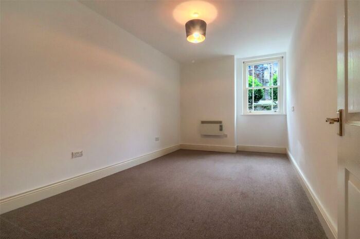 2 Bedroom Apartment For Sale In Tantons Court, New Road, Bideford, North Devon, EX39