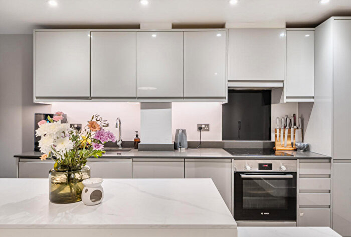 2 Bedroom Apartment For Sale In Mill Green Road, Mitcham, CR4