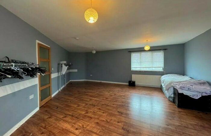 5 Bedroom Semi-Detached House To Rent In Grindon Lane, Sunderland, Tyne And Wear, SR3