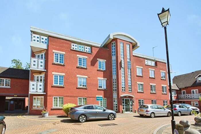 2 Bedroom Apartment For Sale In Wyllie Mews, Burton-On-Trent, DE14