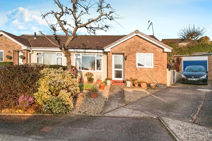 3 Bedroom Bungalow For Sale In Haydons Park, Honiton, Devon, EX14