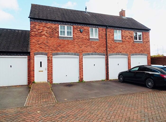 2 Bedroom Flat To Rent In Agincourt Road, Lichfield, WS14