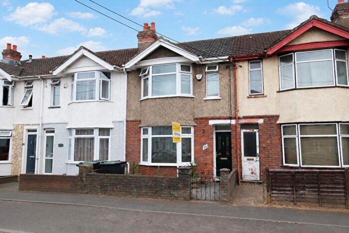 2 Bedroom Terraced House For Sale In Downs Park Crescent, Eling, Totton, Hampshire, SO40