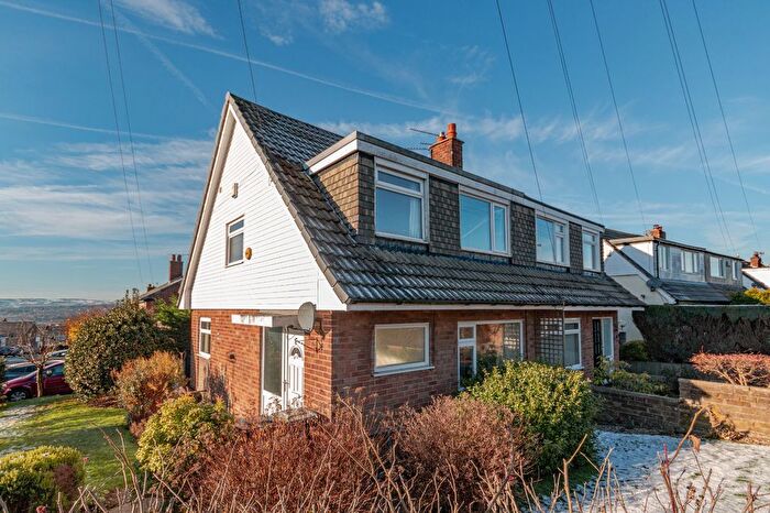 3 Bedroom Property For Sale In Cotswold Avenue, Shipley, West Yorkshire, BD18