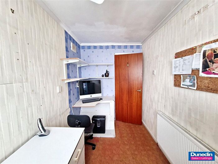 3 Bedroom Semi-Detached House For Sale In Wellman Croft, Selly Oak, Birmingham, B29