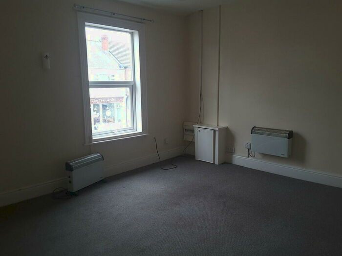 1 Bedroom Flat To Rent In Askern Road, Bentley, DN5