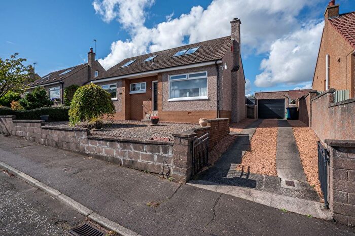 3 Bedroom Detached House For Sale In Forth Park Gardens, Kirkcaldy, KY2
