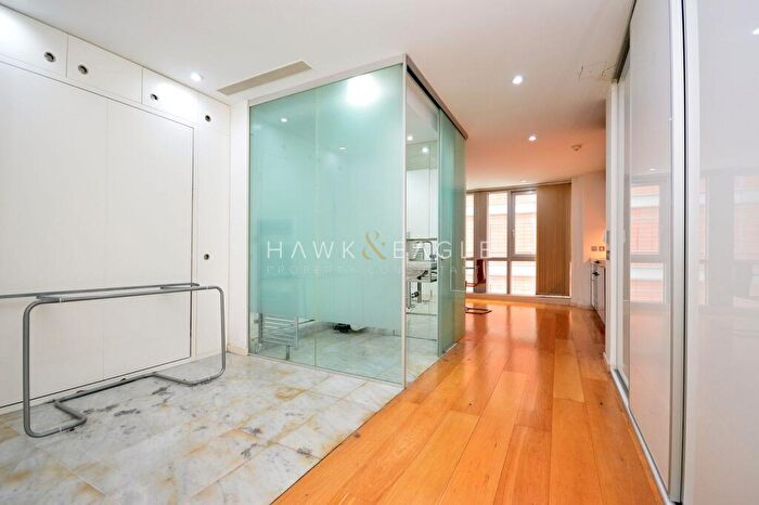 Studio To Rent In Fairmont Avenue, London, Greater London., E14