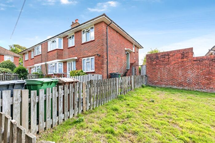 2 Bedroom Maisonette For Sale In Rock Lane, Hastings, TN35