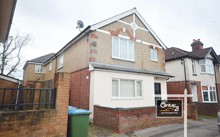 2 Bedroom Flat To Rent In |Ref: |, Sholing Road, Southampton, SO19