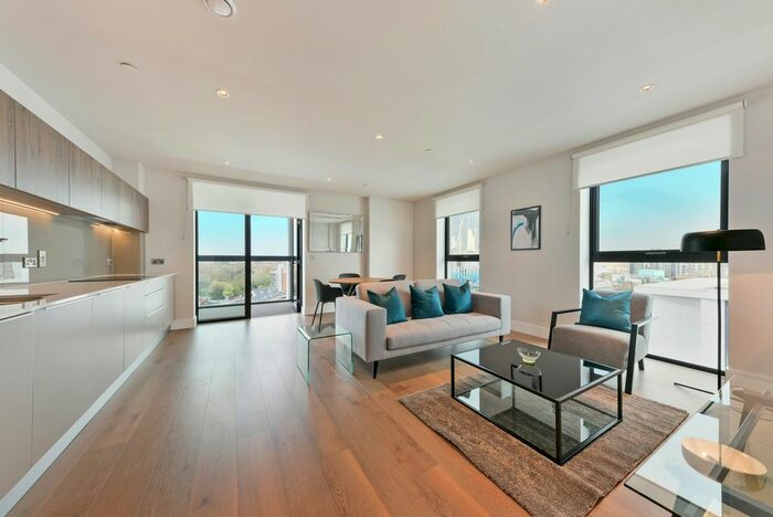 2 Bedroom Flat To Rent In St Josephs Street, Battersea, London, SW8