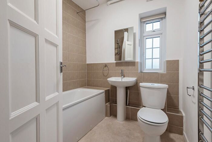 1 Bedroom Flat To Rent In Finchley Road Hampstead, NW3