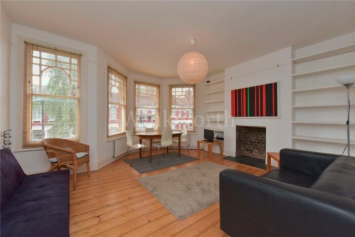 2 Bedroom Apartment To Rent In Hewitt Road, Harringay Ladder, N8