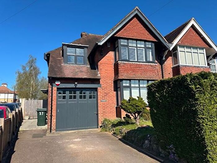 3 Bedroom Property To Rent In Magazine Road, Ashford, TN24