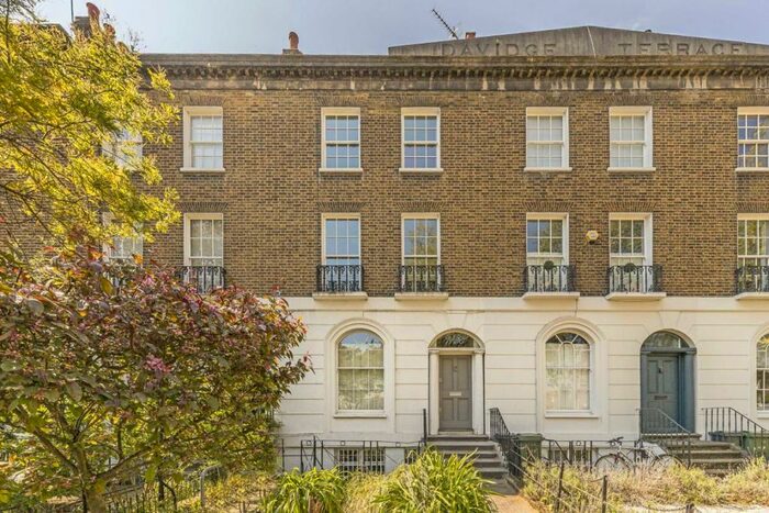 4 Bedroom Terraced House To Rent In Kennington Road, Kennington, SE11