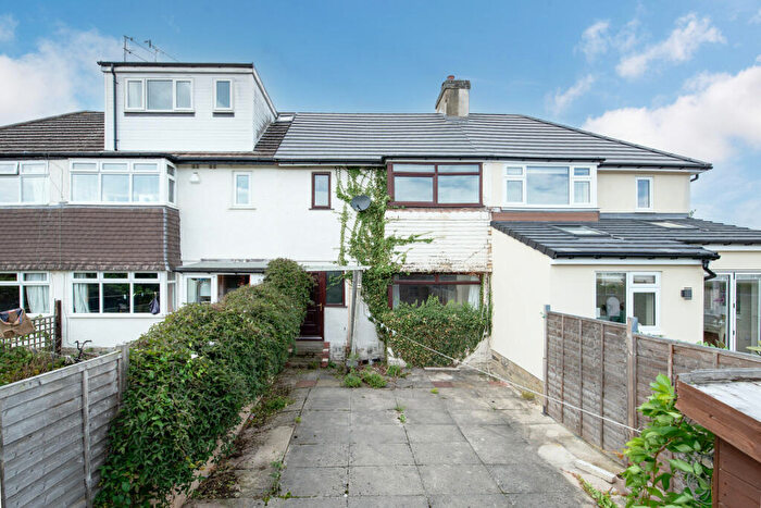 3 Bedroom Terraced House For Sale In Southfield Road, Bingley, West Yorkshire, BD16