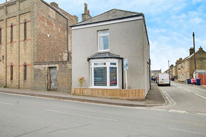 3 Bedroom Detached House For Sale In Huntingdon Road, Chatteris, PE16