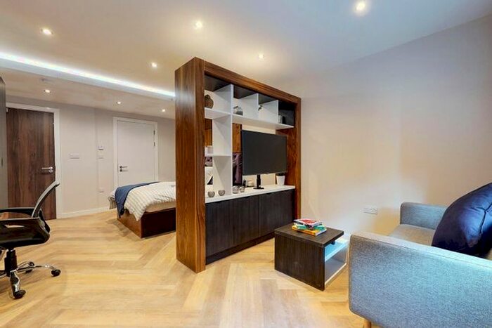 Studio To Rent In Wade Lane, Leeds, LS2