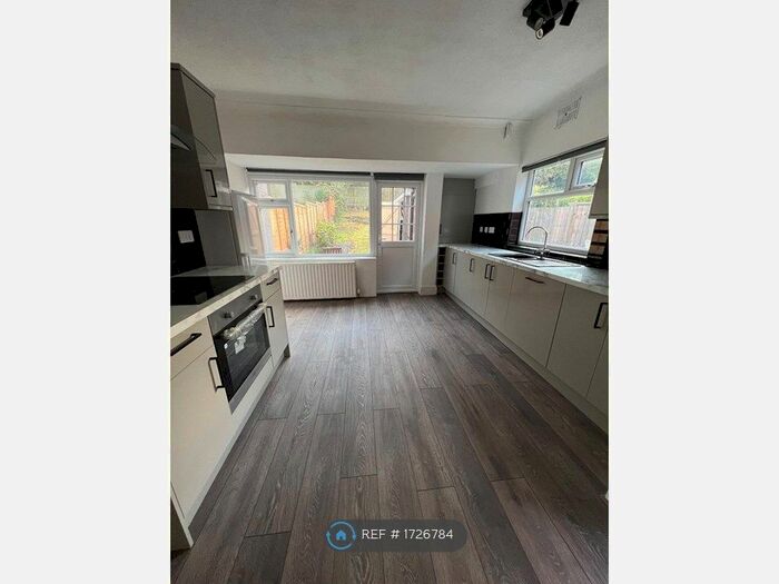2 Bedroom Semi-Detached House To Rent In Reservoir Road, Selly Oak, Birmingham, B29