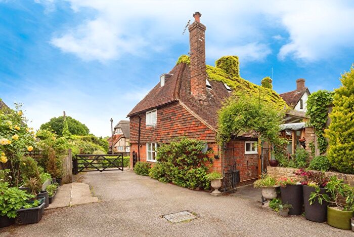 3 Bedroom Semi-Detached House For Sale In School Hill, Burwash, Etchingham, East Sussex, TN19