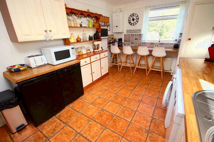 2 Bedroom Detached Bungalow For Sale In Nant Y Glyn, Llandudno Junction, LL31