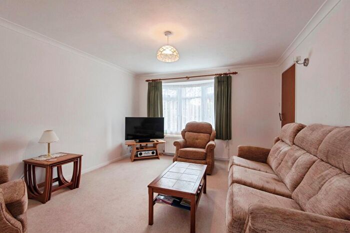 3 Bedroom Semi-Detached House For Sale In Homestead Moat, Stevenage, SG1