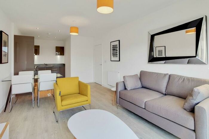 1 Bedroom Apartment To Rent In Collendale Road London, E17