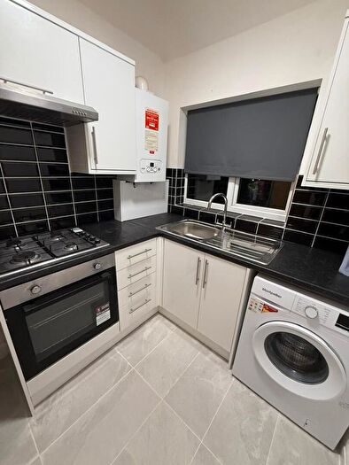 1 Bedroom Flat To Rent In Windmill Road, London, N18
