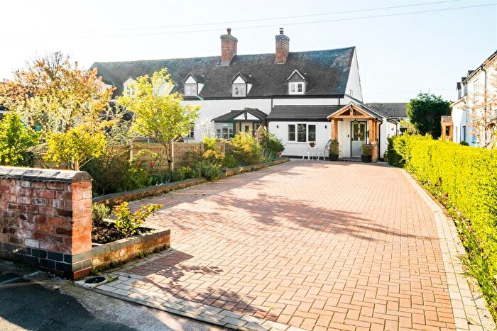 2 Bedroom End Of Terrace House For Sale In The Beck, Elford, Tamworth, B79