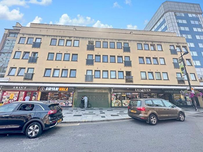 1 Bedroom Flat To Rent In High Street, Slough, SL1