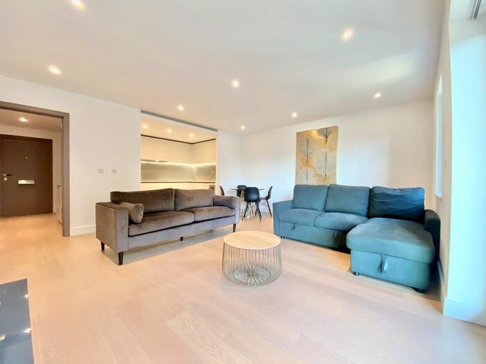 2 Bedroom Flat To Rent In Fulham Reach, Hammersmith, W6