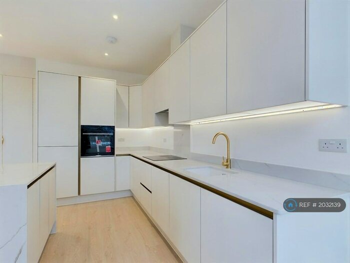 2 Bedroom Flat To Rent In Picardy Road, Belvedere, DA17