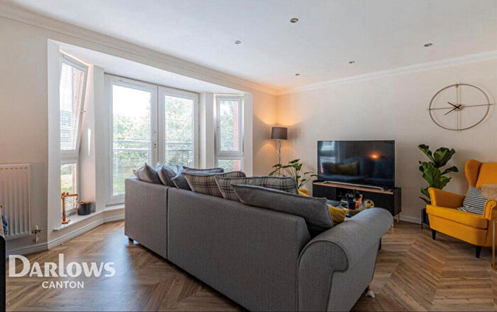 3 Bedroom Apartment For Sale In Barquentine Place, Cardiff, CF10