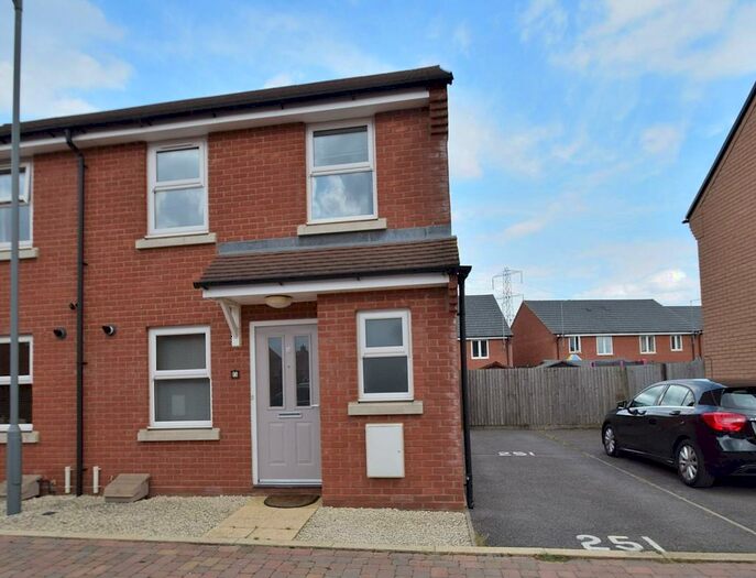 2 Bedroom End Of Terrace House To Rent In Wyatt Way, Aylesbury, HP18