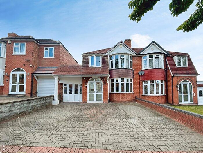 3 Bedroom Semi-Detached House For Sale In Ebley Road, Handsworth Wood, Birmingham, B20