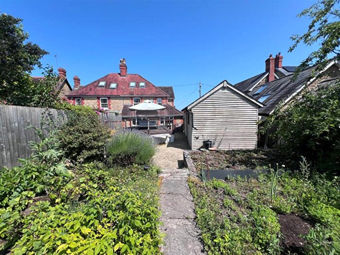 3 Bedroom House For Sale In Wyke Road, Gillingham, SP8