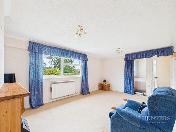 2 Bedroom Detached Bungalow For Sale In Loweswater Road, Cheltenham, GL51