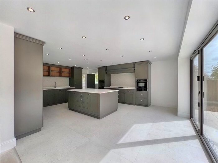 4 Bedroom Detached House For Sale In The Woodlands, Great Moulton, Norwich, NR15