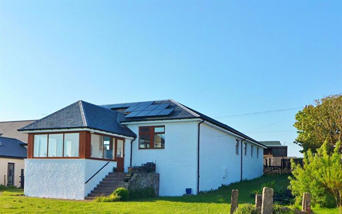 3 Bedroom Bungalow For Sale In Craigview, Shannochie, KA27