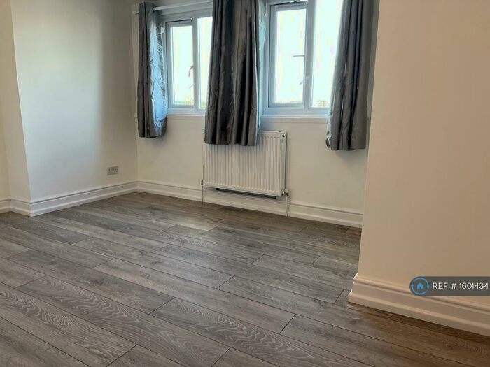 1 Bedroom Flat To Rent In Crescent Road, Luton, LU2
